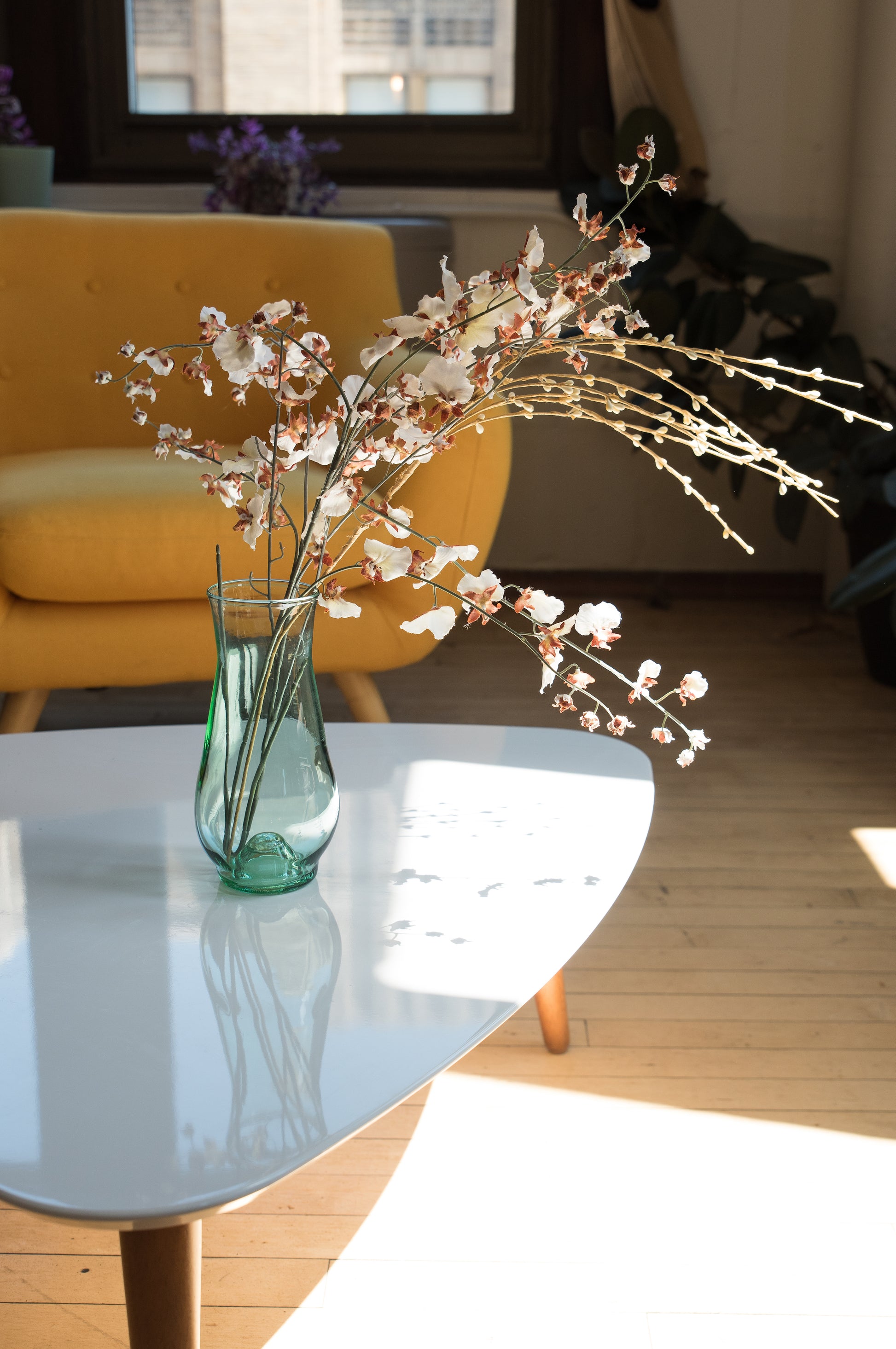 clear bouquet vase made from recycled glass